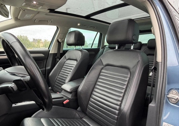 Volkswagen Passat cena 79900 przebieg: 165000, rok produkcji 2016 z Gliwice małe 631